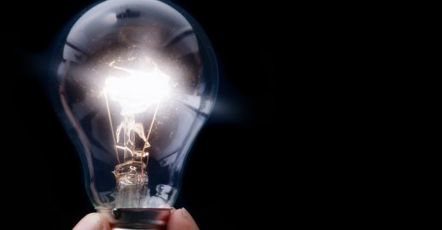 Magistrat podpisał umowę na dostawy energii elektrycznej, będzie taniej o 35 proc.