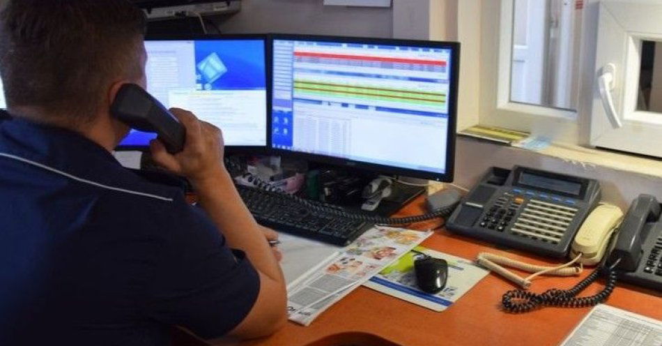 zdjęcie: Kpił sobie z pracy operatorów numeru 112, wielokrotnie wzywał interwencję - w końcu policjanci zjawili się w jego domu / fot. KPP Wągrowiec