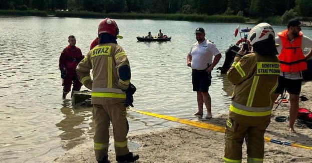 Policjanci czuwają nad bezpieczeństwem podczas wakacji
