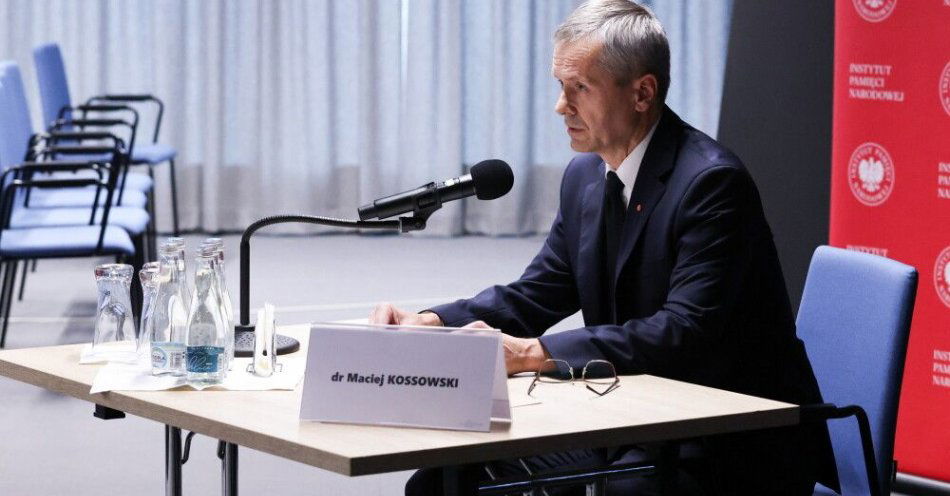 zdjęcie: Zakończyło się publiczne przesłuchanie kandydatów na stanowisko prezesa IPN / Warszawa, 28.10.2025. Dr Maciej Kossowski podczas publicznego wysłuchania kandydatów na prezesa IPN, 28 bm. w Centralnym Przystanku Historia im. Prezydenta Lecha Kaczyńskiego w Warszawie. (mr) PAP/Albert Zawada