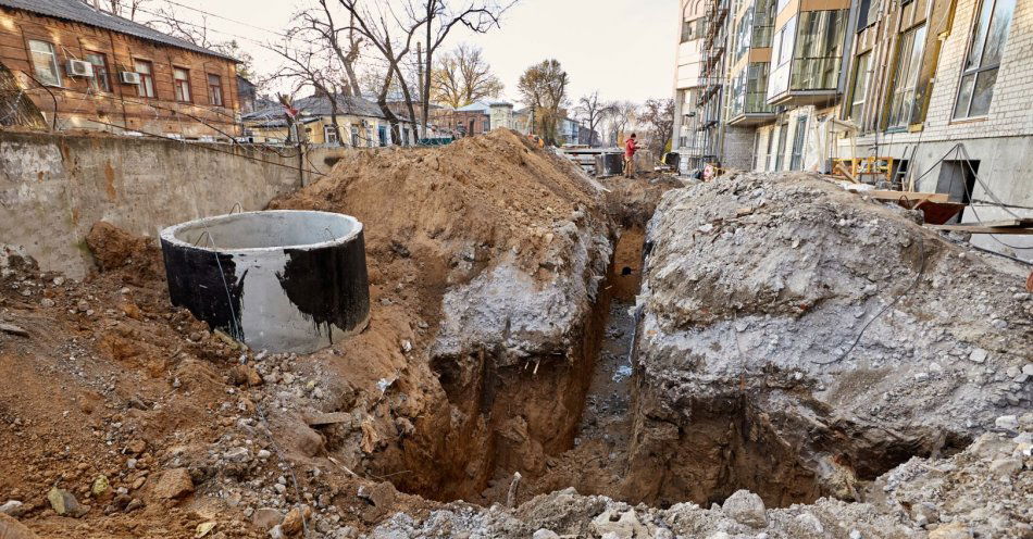 zdjęcie: Podmycie fundamentów przyczyną katastrofy budowlanej przy ul. Bernardyńskiej / v35368612