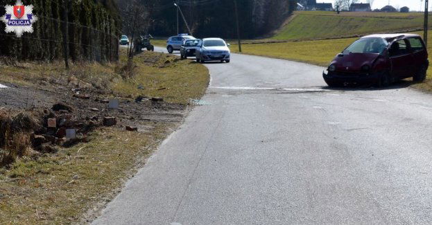 Wypadek drogowy w Ujazdowie