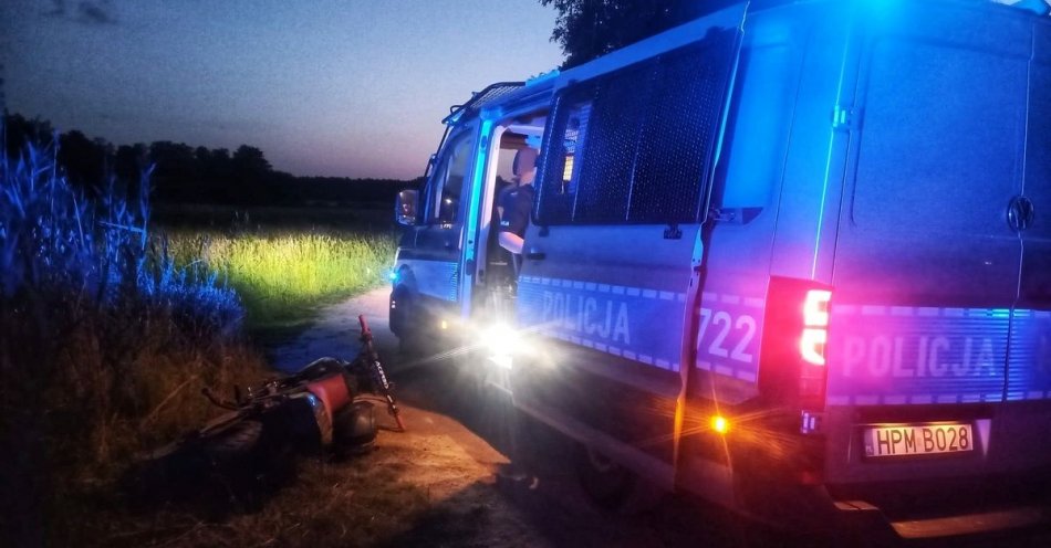 zdjęcie: Nietrzeźwi i bez uprawnień w rękach policjantów / fot. KMP Łomża