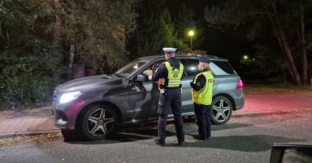 Młodzi policjanci doskonalili umiejętności na drogach powiatu