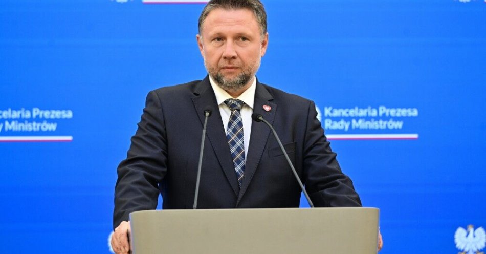 zdjęcie: Szef MSWiA: po kradzieży samochodu premiera najważniejsze decyzje organizacyjne zostały już podjęte / Warszawa, 09.09.2025. Minister spraw wewnętrznych i administracji Marcin Kierwiński na konferencji prasowej po zakończonym posiedzeniu Rady Ministrów w siedzibie KPRM w Warszawie, 9 bm. Rząd przyjął projekty ustaw o bonie ciepłowniczym i zamrożeniu cen prądu w IV kwartale 2025 oraz o pomocy dla Ukraińców. (aldg) PAP/Radek Pietruszka