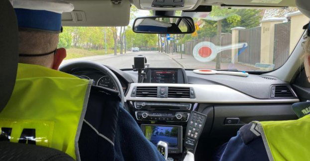 Jechał nietrzeźwy, a przy tym znieważył policjantów.