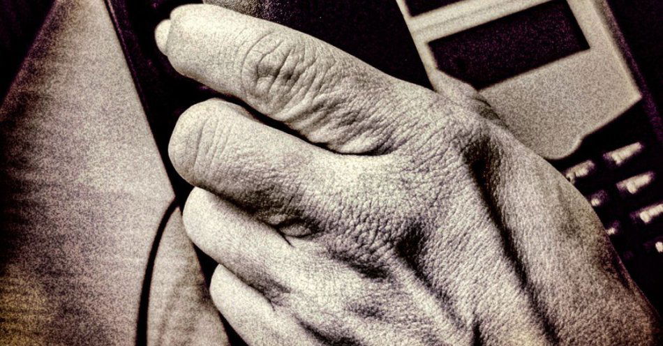 zdjęcie: Zainwestowała w złoto i straciła blisko 60 tysięcy / fot. KPP Augustów