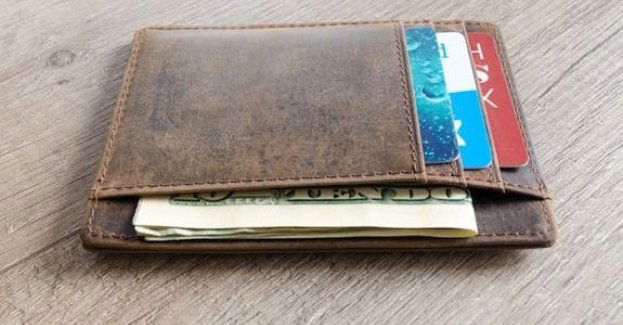 W aptece ukradł kobiecie pieniądze - krótko po tym trafił w ręce dzielnicowych