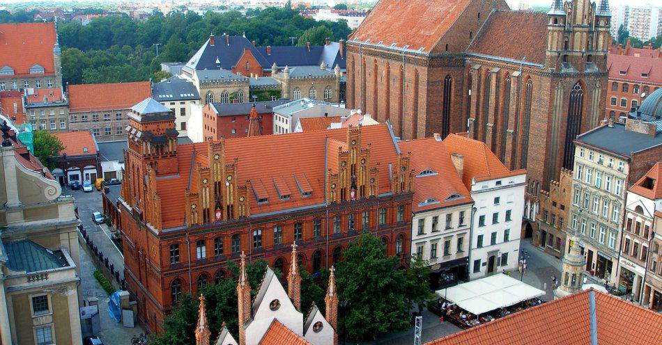 zdjęcie: Społecznicy złożą zawiadomienie do prokuratury po zalaniu zabytkowego kompleksu św. Ducha / pixabay/419206