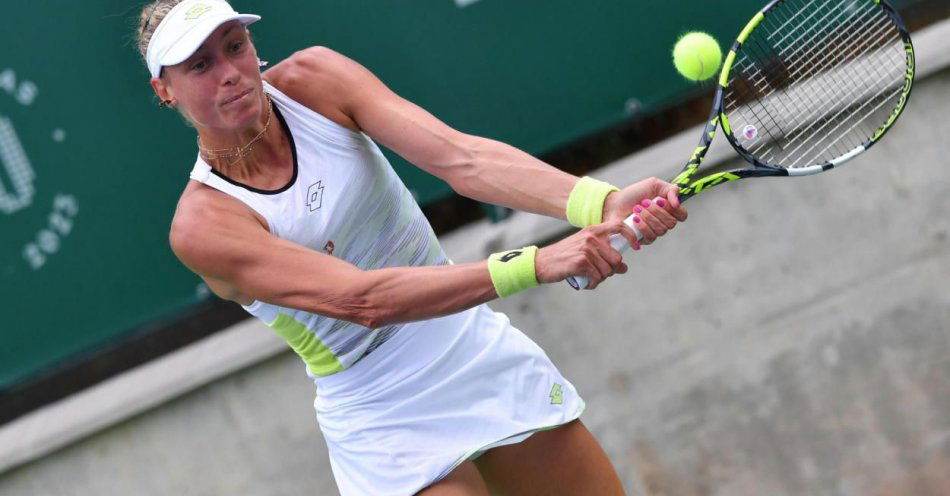 zdjęcie: Turniej WTA w Warszawie - deszcz w roli głównej, Świątek wciąż nie zna rywalki / fot. PAP