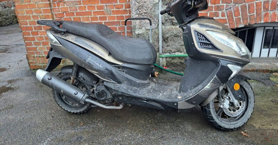 zdjęcie: W Barwicach ukradł motorower bo miał jechać do dziewczyny / fot. KPP w Szczecinku