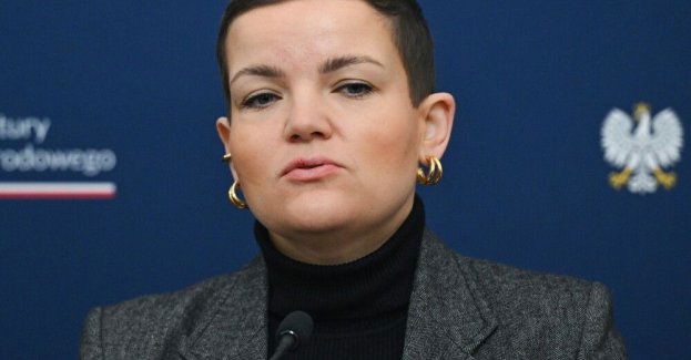 Cienkowska: pochówki w Mościskach to kolejny etap współpracy z Ukrainą ws. poszukiwań i ekshumacji