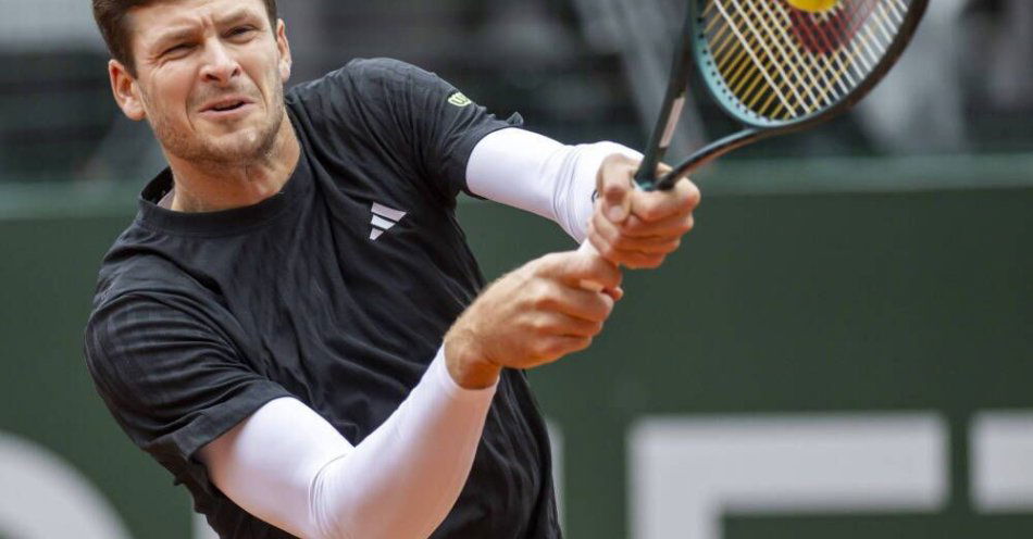 zdjęcie: Hubert Hurkacz w półfinale turnieju ATP w Genewie. Polak wygrał z Amerykaninem Fritzem / fot. PAP