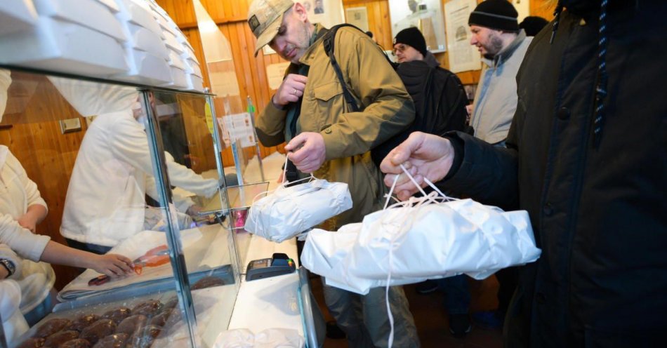 zdjęcie: Wzrostu płacy minimalnej najbardziej obawiają się małe firmy / fot. PAP