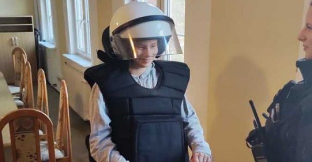 Dzieci w ramach zajęć feryjnych odwiedziły Komisariat Policji w Miastku