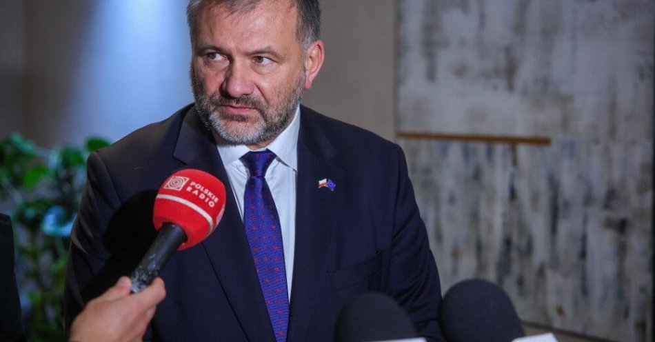 zdjęcie: Szef MS o zmianie regulaminu sądów: eliminujemy ryzyko wyroków wydawanych przez nielegalne składy / Kraków, 24.09.2025. Minister sprawiedliwości, prokurator generalny Waldemar Żurek podczas wypowiedzi po 30. Konferencji Rady Europy Dyrektorów Służb Więziennych i Probacji w AC Hotelu by Marriott Krakow, 24 bm. Wydarzenie jest organizowane przez Polską Służbę Więzienną. (ad) PAP/Łukasz Gągulski