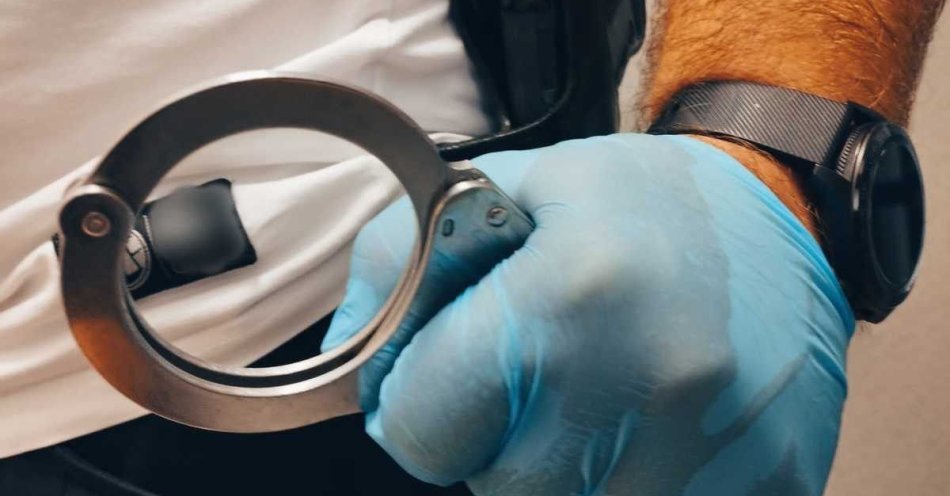 zdjęcie: 38 letni mieszkaniec aresztowany po serii włamań / fot. KPP Wysokie Mazowieckie