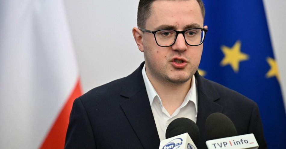 zdjęcie: Strategiczna infrastruktura energetyczna nie ucierpiała / fot. PAP