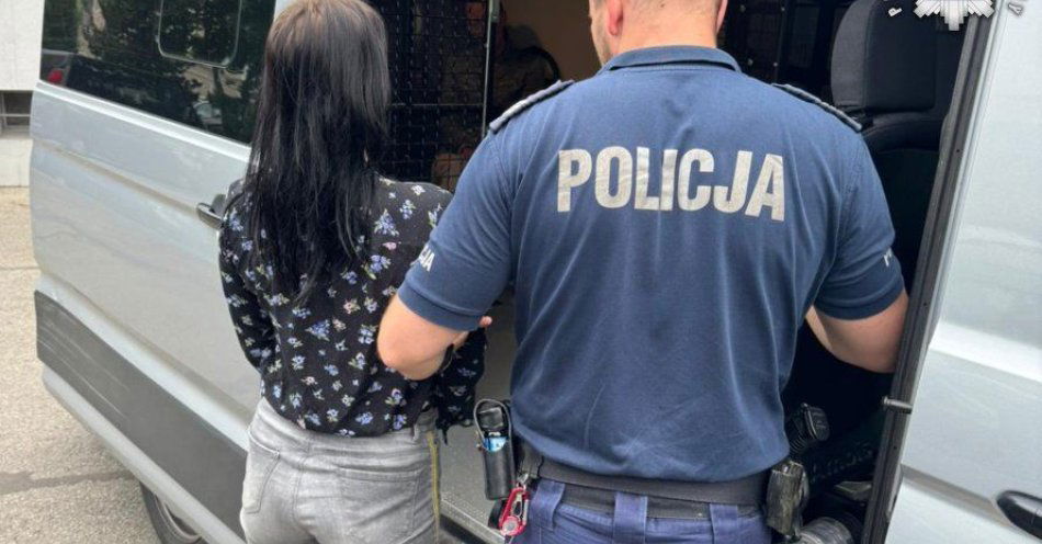 zdjęcie: Dwie poszukiwane zatrzymane jednego dnia przez namysłowskich policjantów / fot. KPP Namysłów