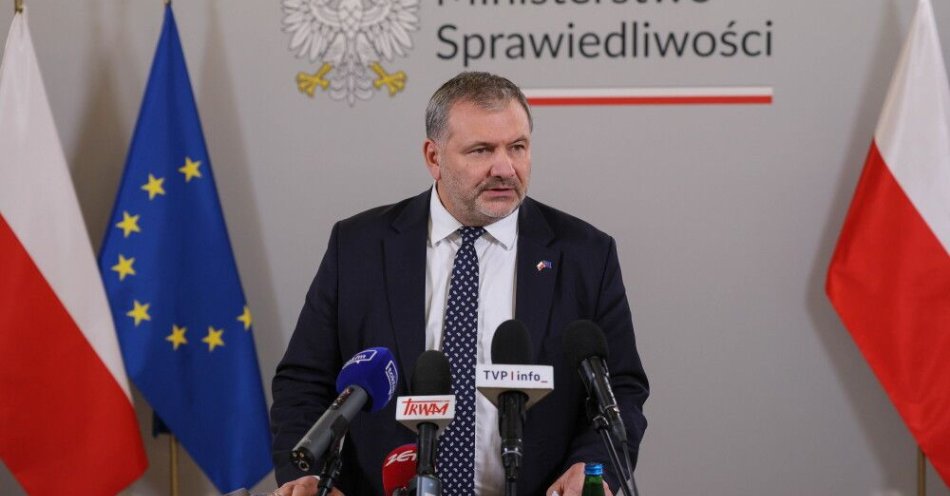 zdjęcie: Żurek: we wtorek rząd zajmie się projektami ustawy o KRS oraz tzw. ustawy praworządnościowej / Warszawa, 22.12.2025. Minister sprawiedliwości, prokurator generalny Waldemar Żurek podczas konferencji prasowej w siedzibie resortu w Warszawie, 22 bm. Konferencja dot. Funduszu Sprawiedliwości. (jm) PAP/Paweł Supernak