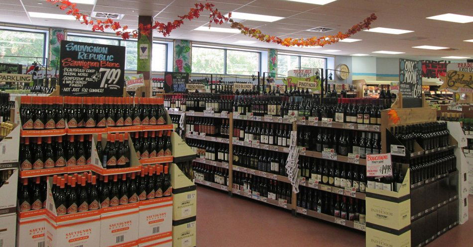 zdjęcie: Przez sześć miesięcy kradł alkohol został zatrzymany / pixabay/978688