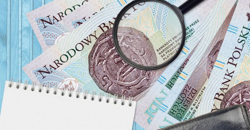 zdjęcie: Kolejna seniorka oszukana metodą - straciła blisko 80 tysięcy złotych / v15193607