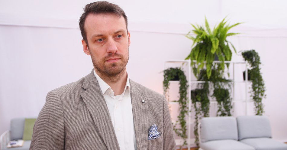 zdjęcie: Niedobory wody stają się coraz większym problemem dla gospodarki. Przemysł angażuje się w odzyskiwanie zasobów / fot. Newseria - dr Kamil Jawgiel, geograf, hydrolog, prezes Fundacji Wody Warta „Hydroni”