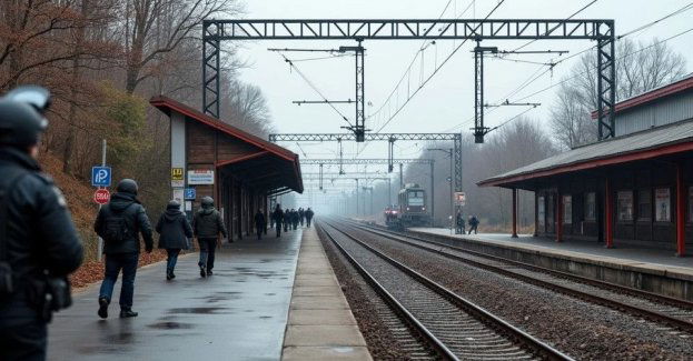 Sanoccy policjanci wzmacniają ochronę kolei po atakach