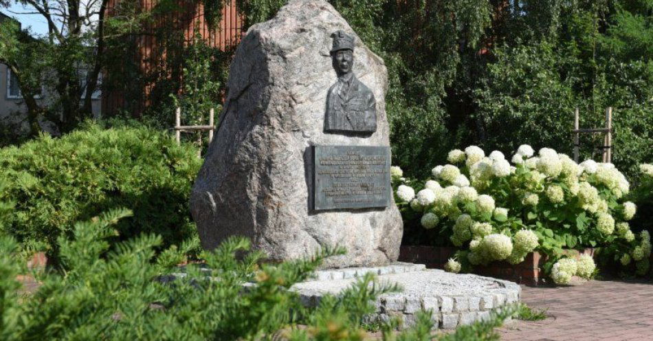 zdjęcie: Wkrócte 83. rocznica powstania Armii Krajowej / fot. UM Grudziądz