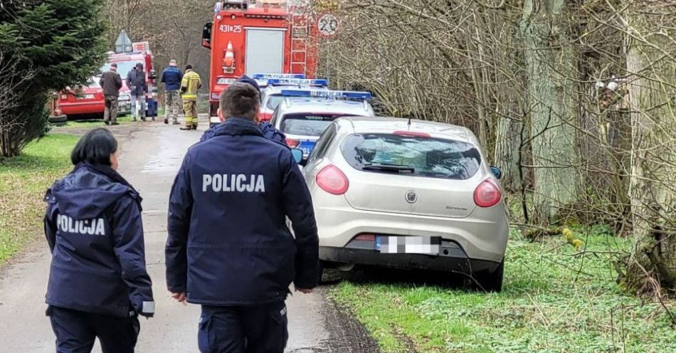 zdjęcie: Szczęśliwy finał poszukiwań seniora / fot. KPP Kluczbork