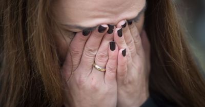 Psycholog: rodzice po stracie dziecka potrzebują ciszy i godnych warunków