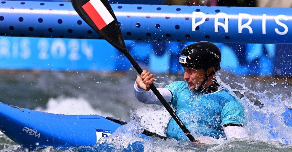 zdjęcie: Mateusz Polaczyk i Grzegorz Hedwig w ćwierćfinale olimpijskiej rywalizacji w kayak crossie / fot. Rafał Oleksiewicz