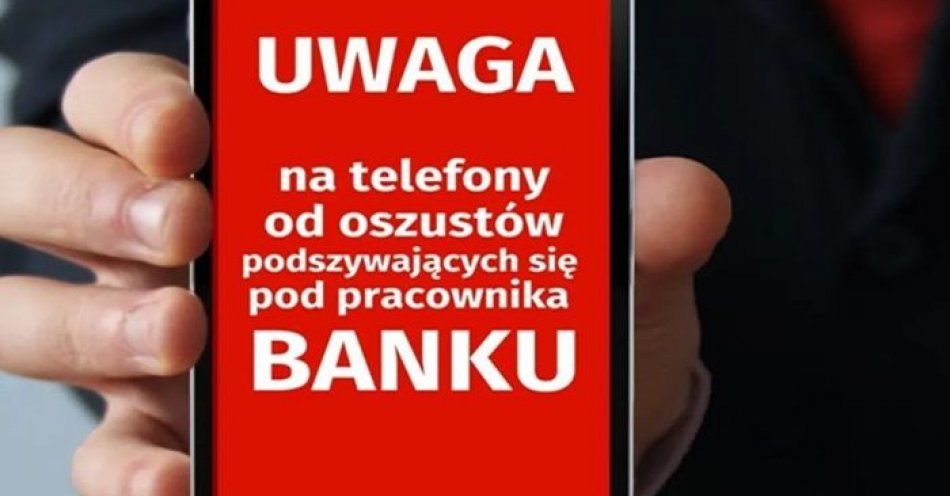 zdjęcie: Myślała, że to pracownik banku. Straciła ponad 40 tysięcy złotych / fot. KPP w Pułtusku
