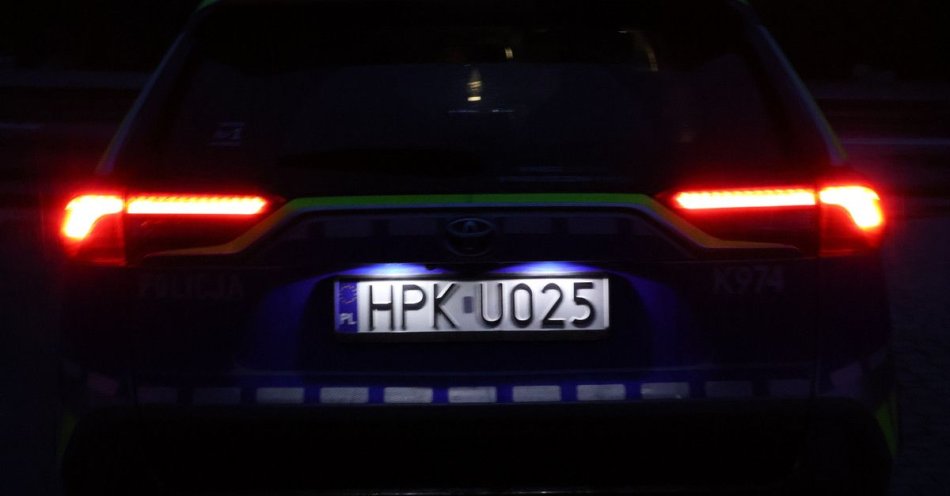 zdjęcie: Pieszy pijany wtargnął pod auto w Czarnej / fot. KPP w Ustrzykach Dolnych