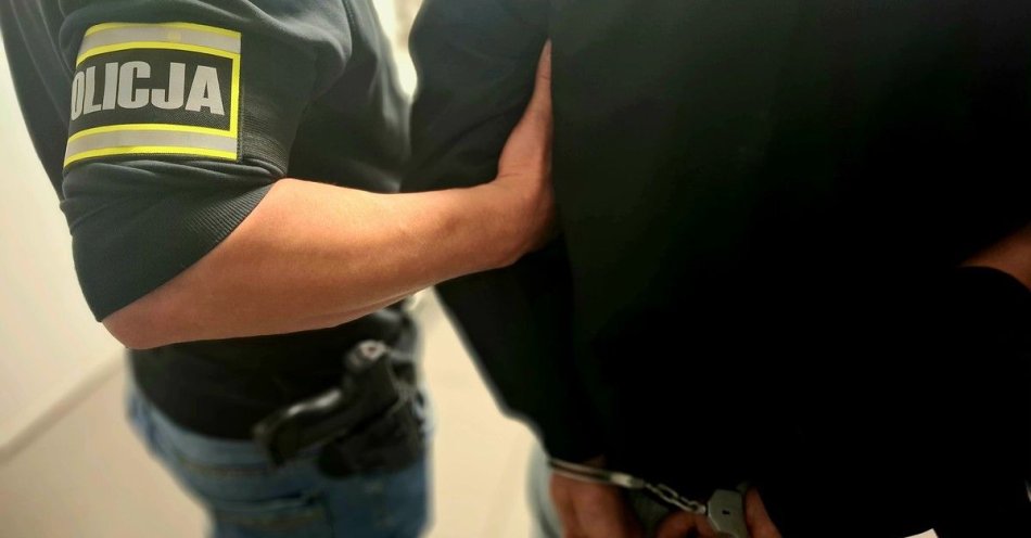 zdjęcie: Zatrzymany po kradzieży w sklepie na ponad 1300 zł / fot. KPP Wysokie Mazowieckie