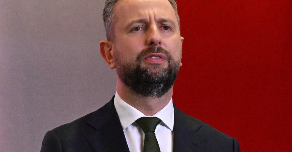 zdjęcie: Kosiniak-Kamysz: jestem przekonany, że prezydent wyda postanowienie w sprawie operacji „Horyzont” / Warszawa, 15.11.2025. Wicepremier, szef MON i obecny prezes PSL Władysław Kosiniak-Kamysz podczas XIV Kongresu Polskiego Stronnictwa Ludowego, 15 bm. w Warszawie. Kongres jest najwyższą władzą w PSL, zwoływany jest raz na cztery lata przez Radę Naczelną. Kongres wybierze nowe władze partii. (mr) PAP/Radek Pietruszka