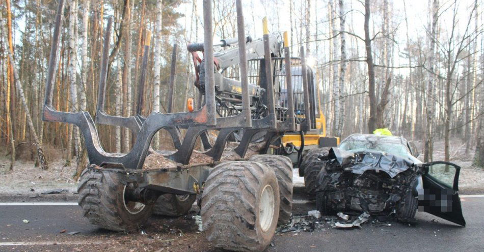 zdjęcie: Zdarzenie drogowe w gminie Włocławek / fot. KMP we Włocławku