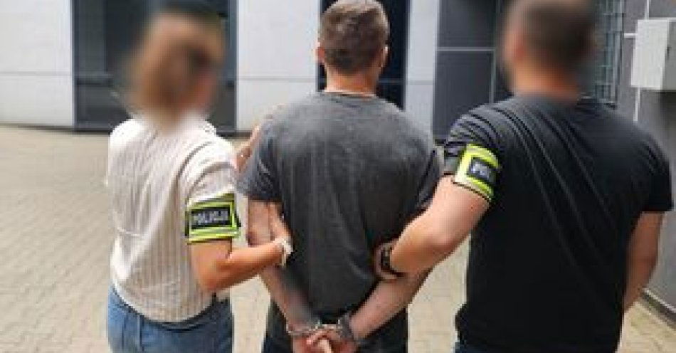 zdjęcie: Odpowiedzą za rozbój na 24-latku / fot. KMP w Łodzi