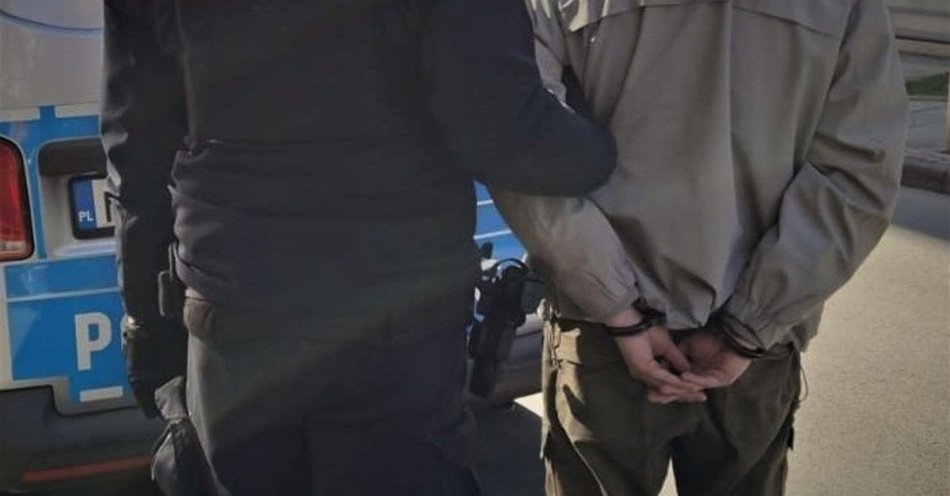 zdjęcie: Nietrzeźwy mężczyzna znieważył policjantów w Brzeszczach / fot. KMP w Oświęcimiu