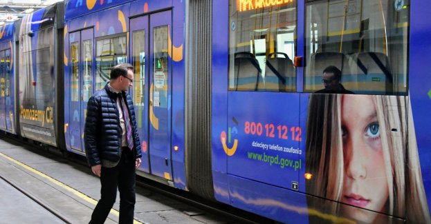 Telefon zaufania na wrocławskim tramwaju. MPK współpracuje z Rzecznikiem Praw Dziecka