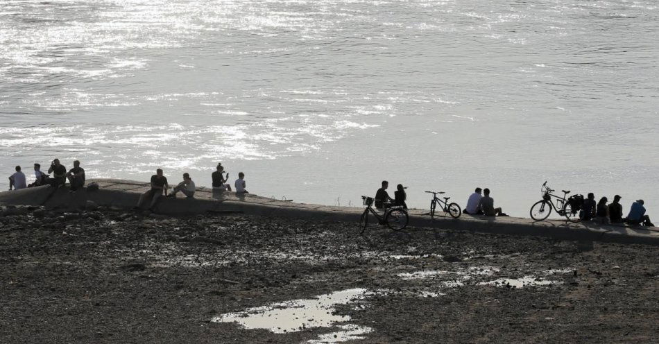 zdjęcie: Plażowi wracają w sobotę na cztery stołeczne plaże / fot. PAP