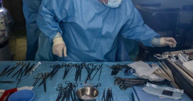 Lekarze ze szpitala klinicznego nr 1 w Lublinie wycięli pacjentowi 16-kilogramowego guza