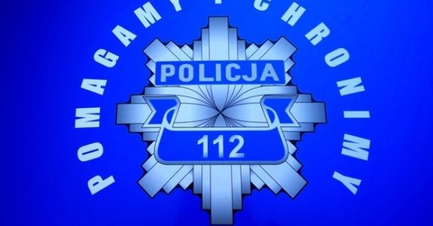 Policjanci pilotowali do szpitala samochód z rodzącą kobietą