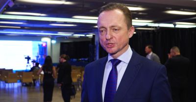 Coraz więcej emerytów pracuje. Wydłużenie aktywności zawodowej przekłada się na wyższe świadczenie