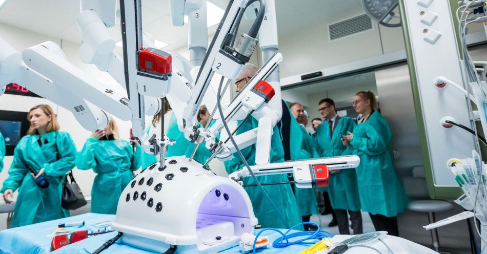 zdjęcie: Roboty w służbie chirurgii i inne inwestycje w ochronie zdrowia / fot. nadesłane