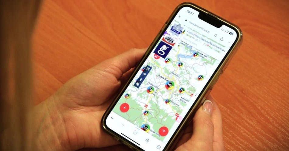 zdjęcie: Sądecczyzna zgłosiła 7,5 tys. zagrożeń na KMZB w 2025 / fot. KMP w Nowym Sączu