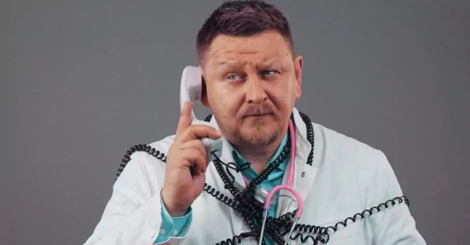 zdjęcie: Przezabawna Komedia w reż. Grzegorza Kwasa z dynamiczną muzyką Maksyma Gizy / kupbilecik24.pl / Przezabawna Komedia w reż. Grzegorza Kwasa z dynamiczną muzyką Maksyma Gizy