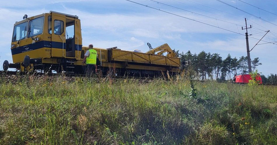 zdjęcie: Śmiertelne potrącenie na torach / fot. KMP we Włocławku