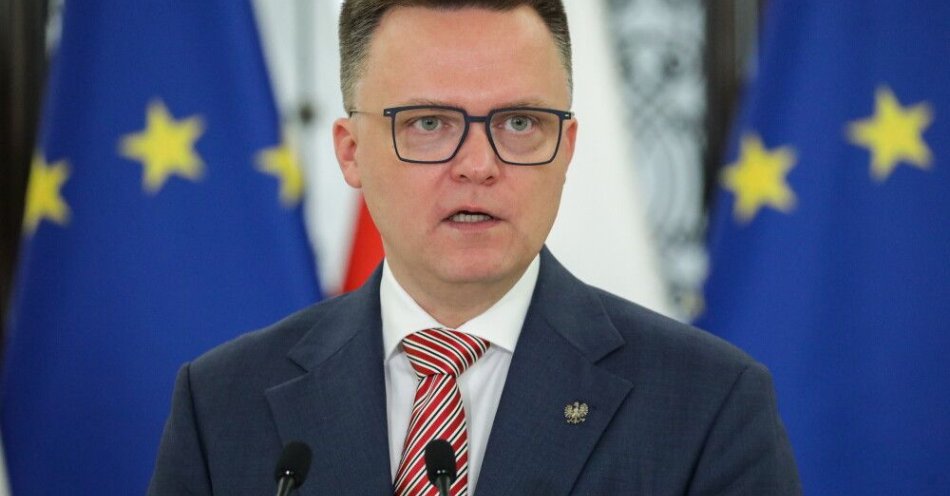 zdjęcie: Hołownia: mamy prawo czuć się dumni z tego, co jako Polska2050 osiągnęliśmy / Warszawa, 15.10.2025. Marszałek Szymon Hołownia na briefingu prasowym w Sejmie, 15 bm. Trwa posiedzenie Sejmu. W pierwszym dniu izba rozpoczęła prace od przeprowadzenia drugiego czytania rządowego projektu ustawy o układach zbiorowych pracy i porozumieniach zbiorowych. (amb) PAP/Tomasz Gzell