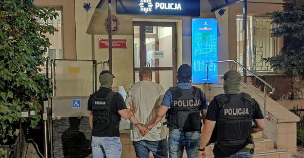 Bydgoscy policjanci zatrzymali w Warszawie poszukiwanego listem gończym